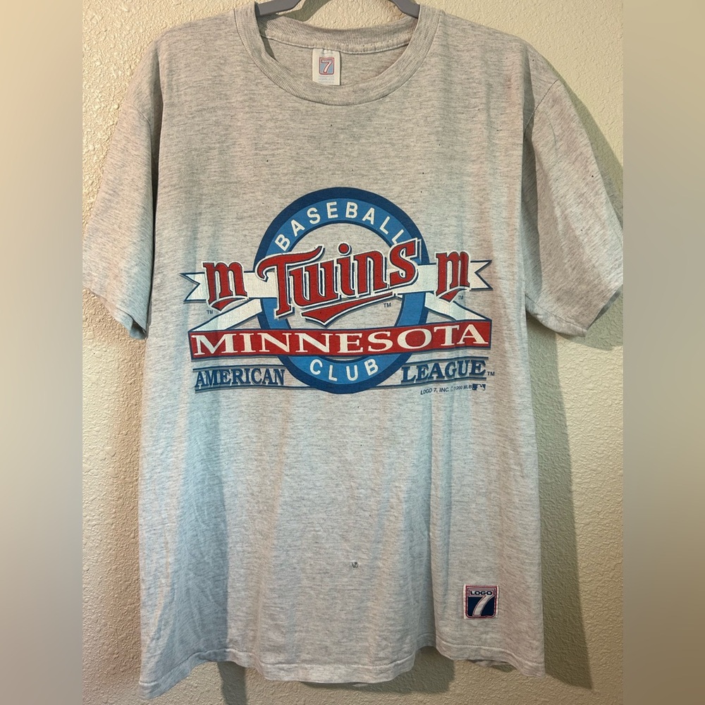 Vintage 1990 Minnesota Twins Large Men’s Logo 7 Distressed MLB baseball
